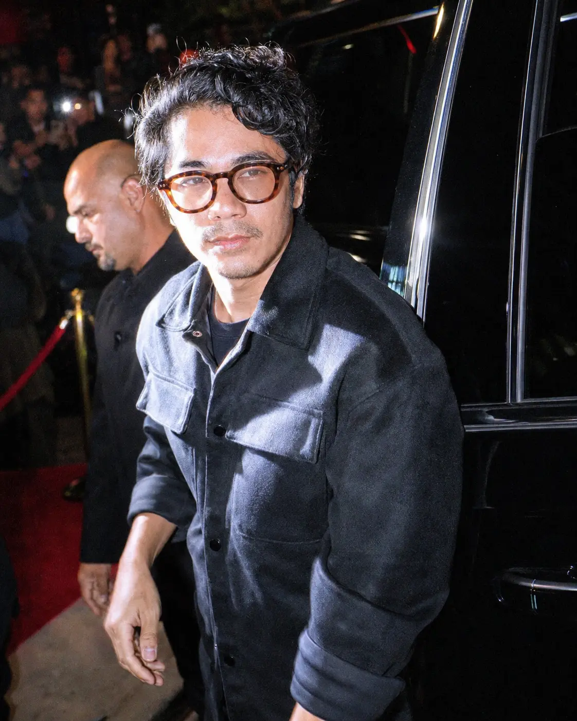 Hyper-realistic Paparazzi Photograph