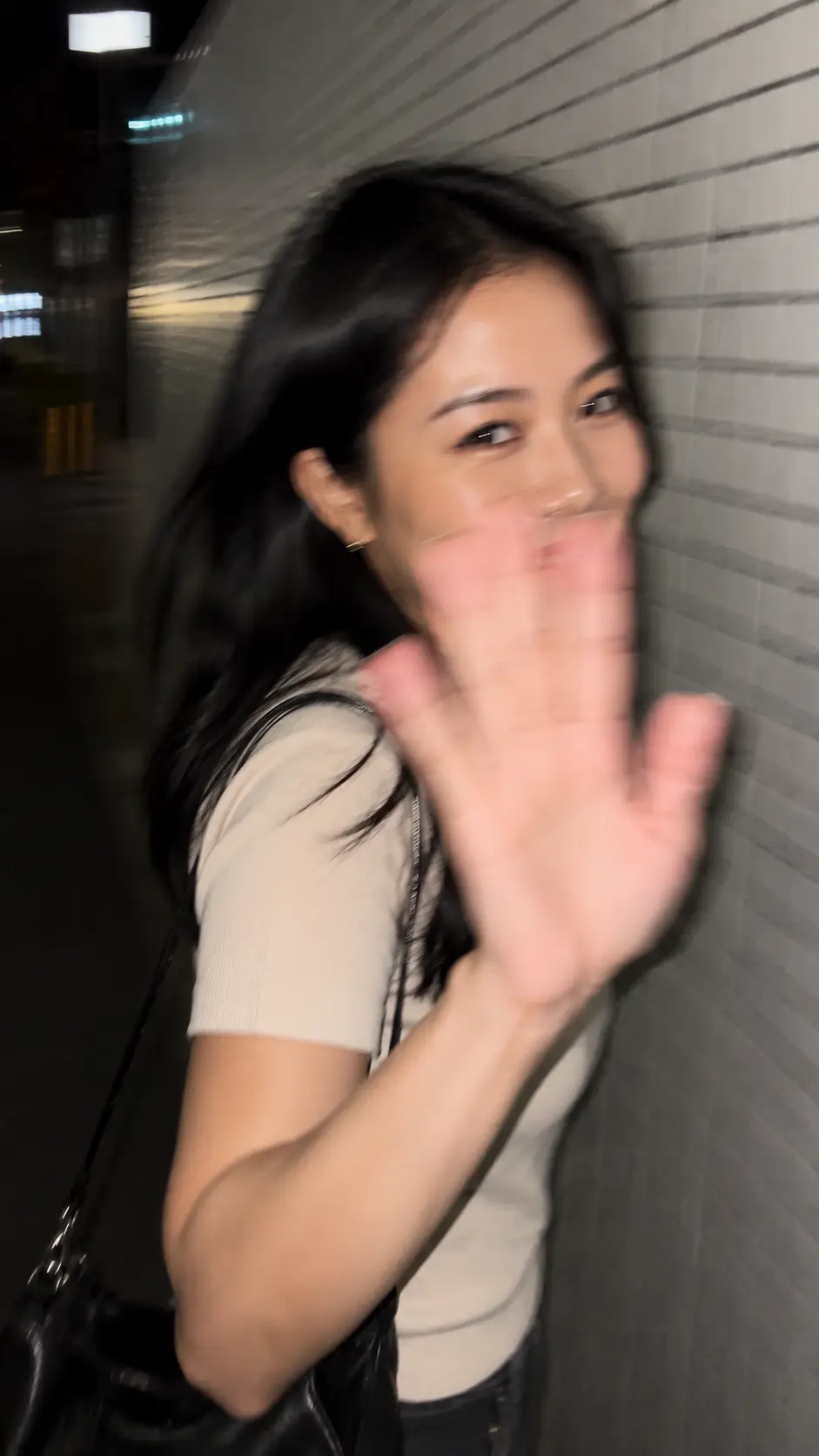 Ultra-realistic Candid Smartphone Photograph
